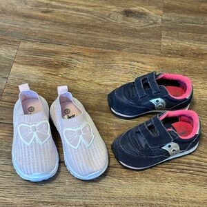 Saucony Kids navy sneakers and Pink slip on Sneakers